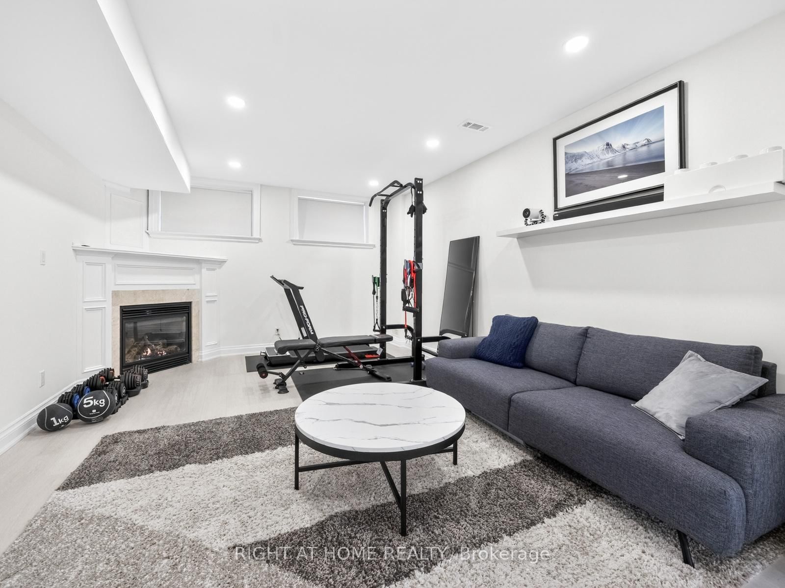 Detached House for sale at 36 Gardenvale Road, Toronto, Ontario, M8Z 4B9 - Stonegate-Queensway - MLS: W13014556