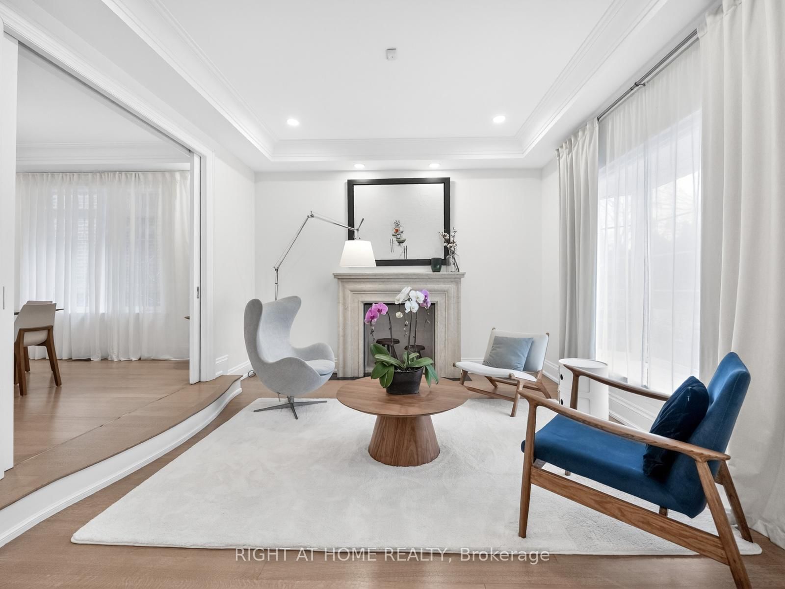 Detached House for sale at 36 Gardenvale Road, Toronto, Ontario, M8Z 4B9 - Stonegate-Queensway - MLS: W13014556