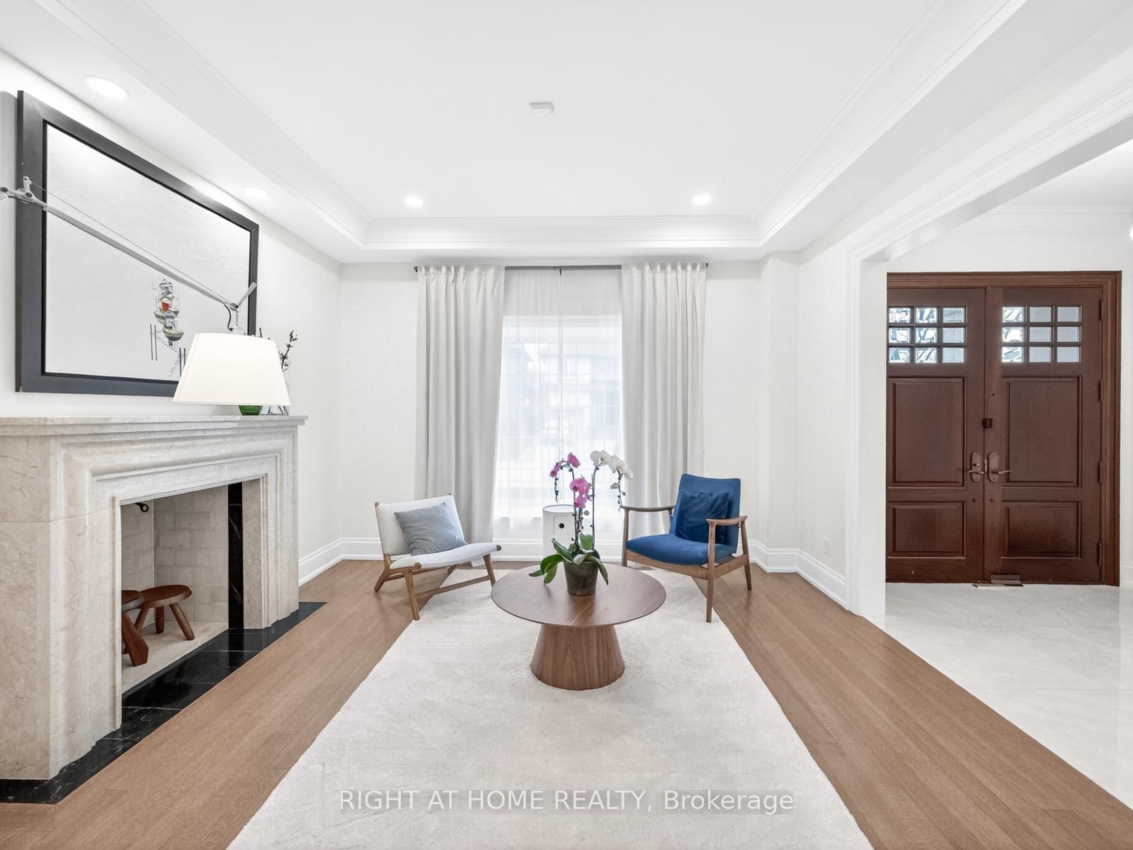 Detached House for sale at 36 Gardenvale Road, Toronto, Ontario, M8Z 4B9 - Stonegate-Queensway - MLS: W13014556