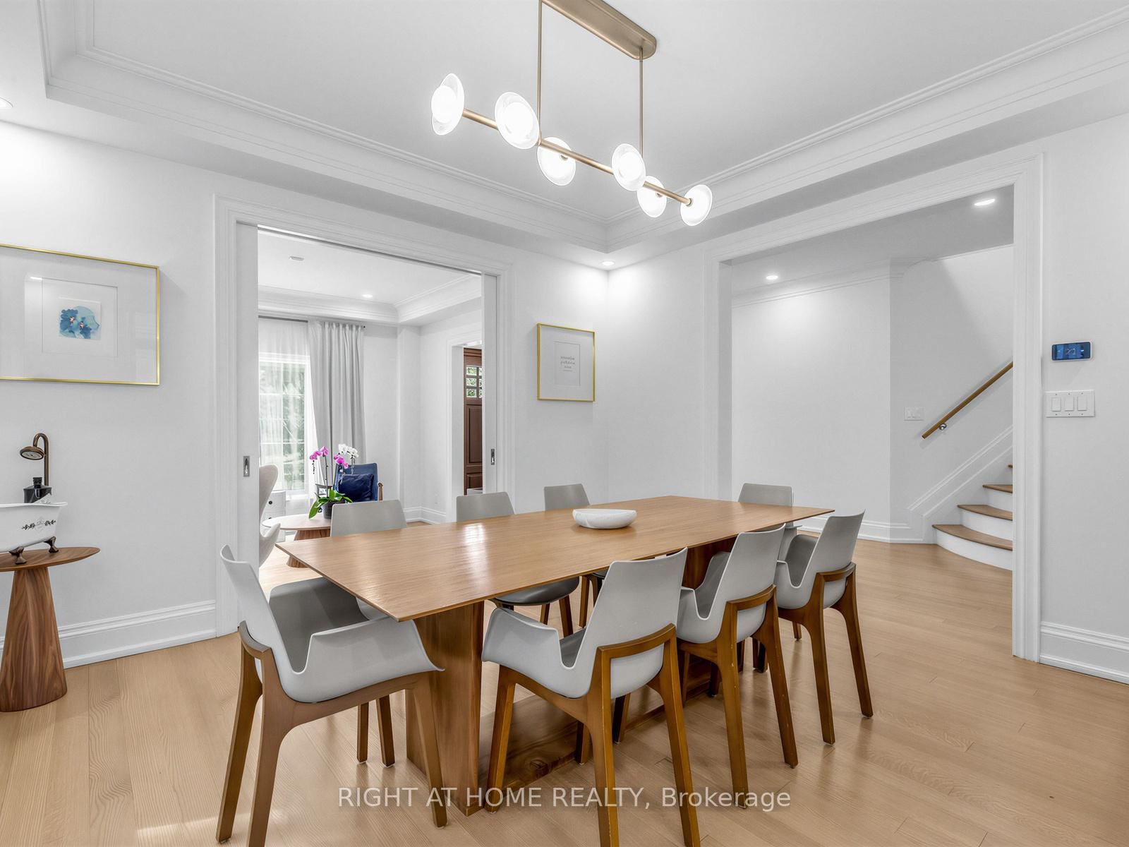 Detached House for sale at 36 Gardenvale Road, Toronto, Ontario, M8Z 4B9 - Stonegate-Queensway - MLS: W13014556