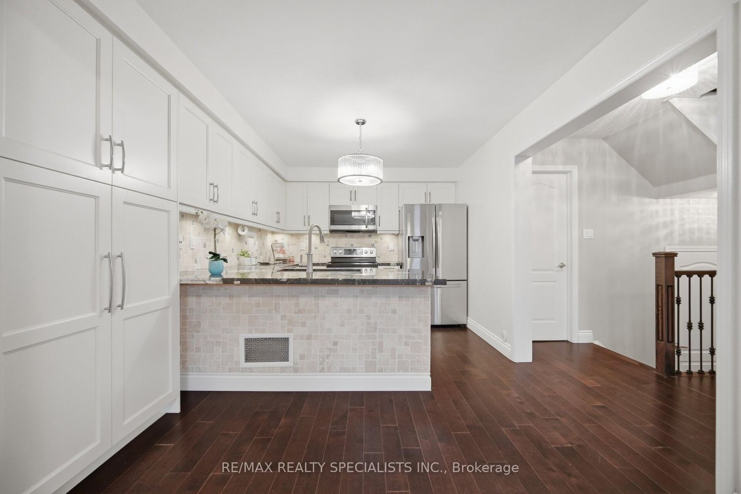 Townhouse for sale at 932 Sprague Place, Milton, Ontario, L9T 0K8 - Coates - MLS: W13014586