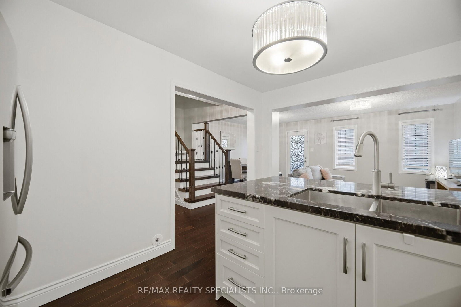 Townhouse for sale at 932 Sprague Place, Milton, Ontario, L9T 0K8 - Coates - MLS: W13014586