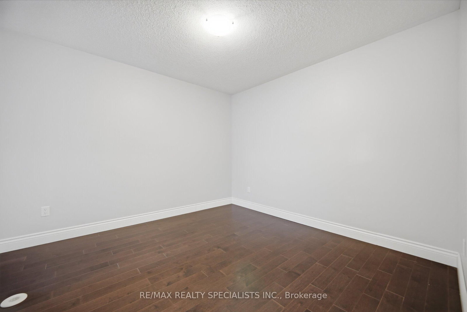 Townhouse for sale at 932 Sprague Place, Milton, Ontario, L9T 0K8 - Coates - MLS: W13014586