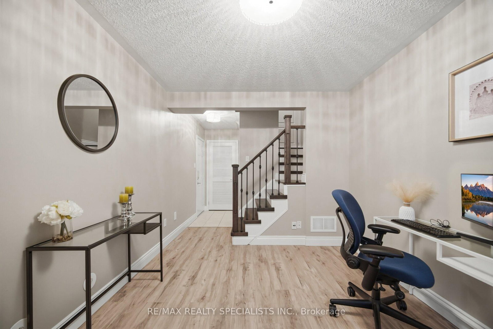 932 Sprague Place - Photo 6