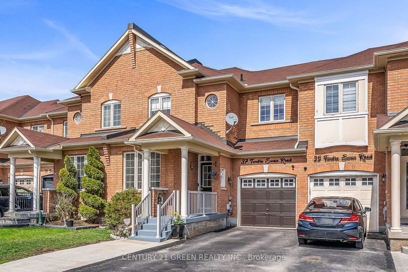 37 Tundra Swan Rd, Brampton, L6R 3L9 | Image 2