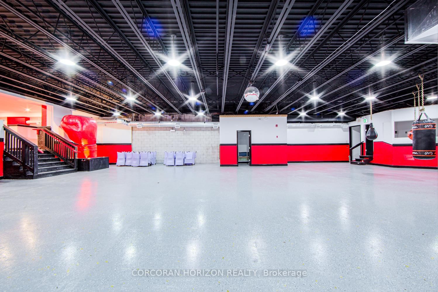 2261 Dundas Street - Photo 16