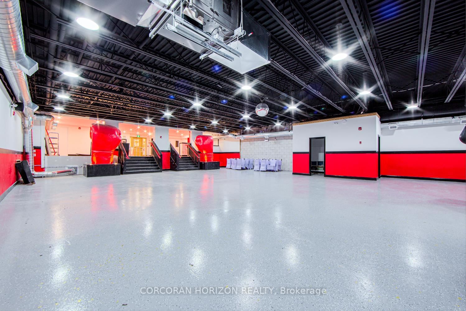 2261 Dundas Street - Photo 18