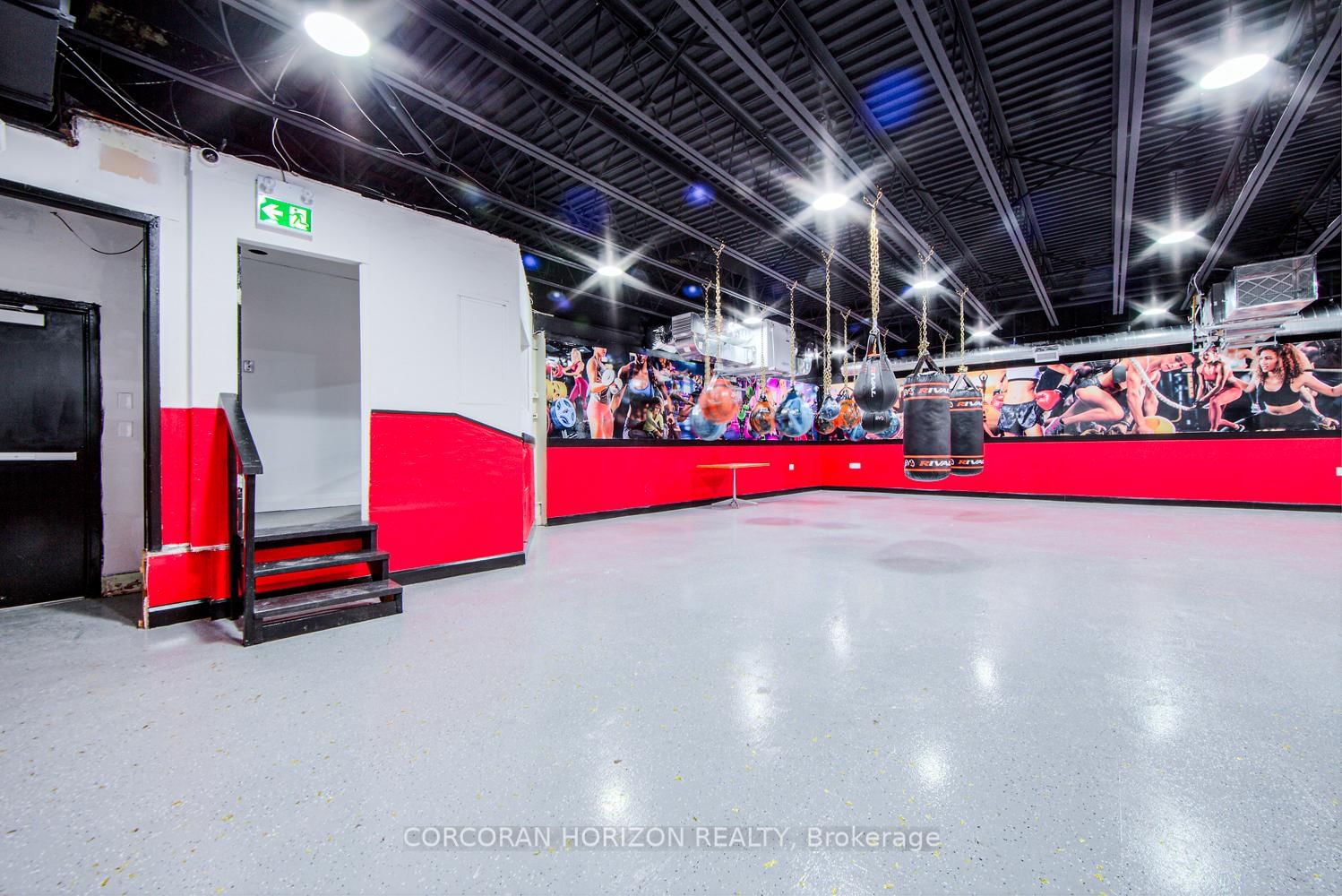 2261 Dundas Street - Photo 21