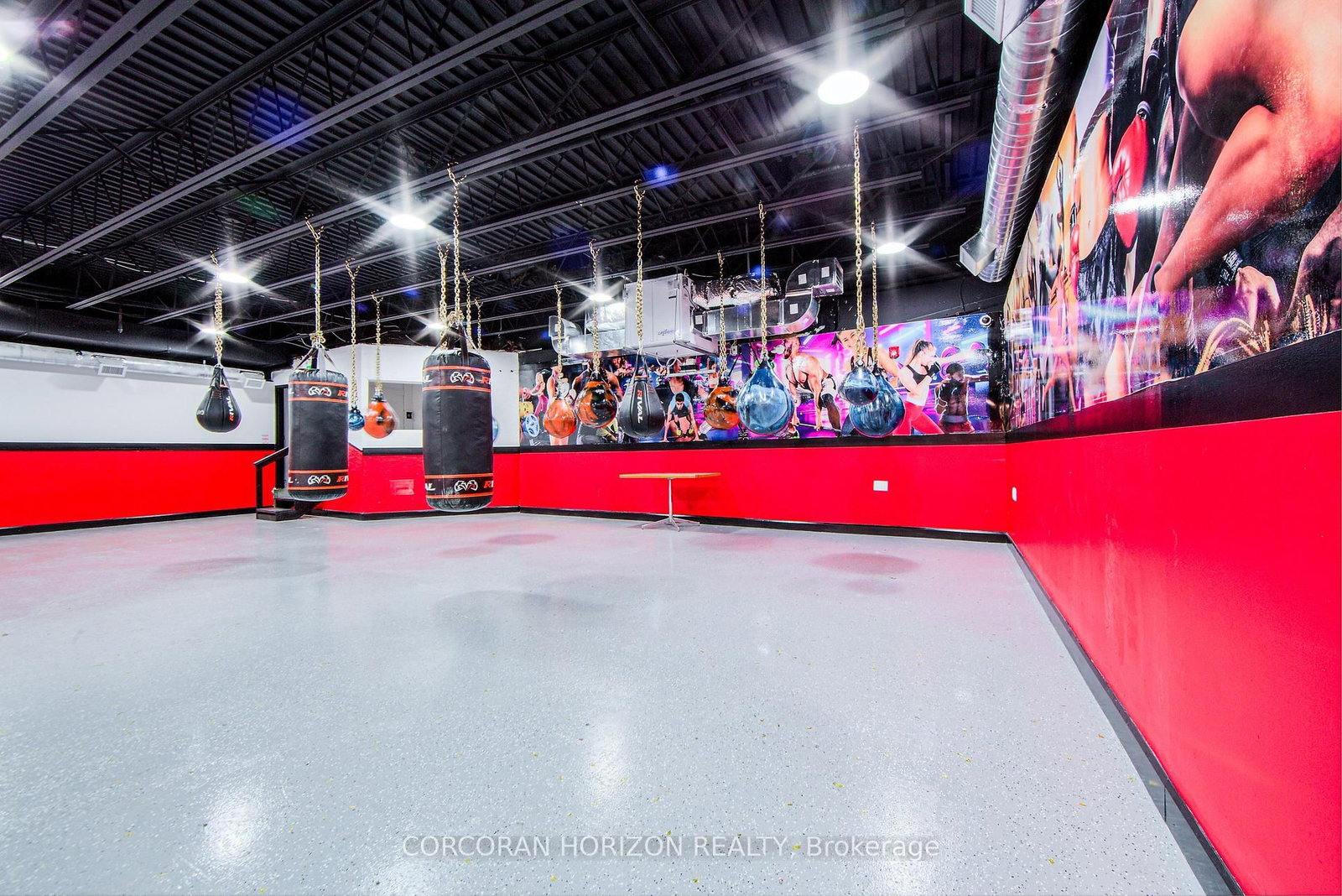 2261 Dundas Street - Photo 7