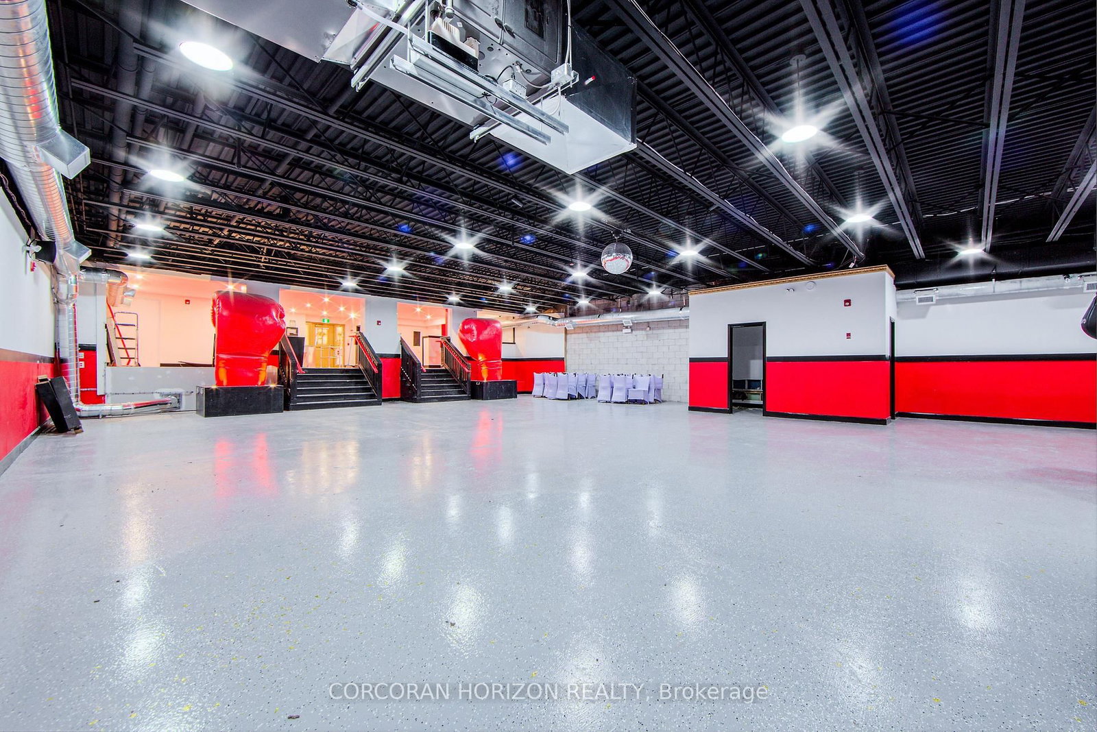 2261 Dundas Street - Photo 8