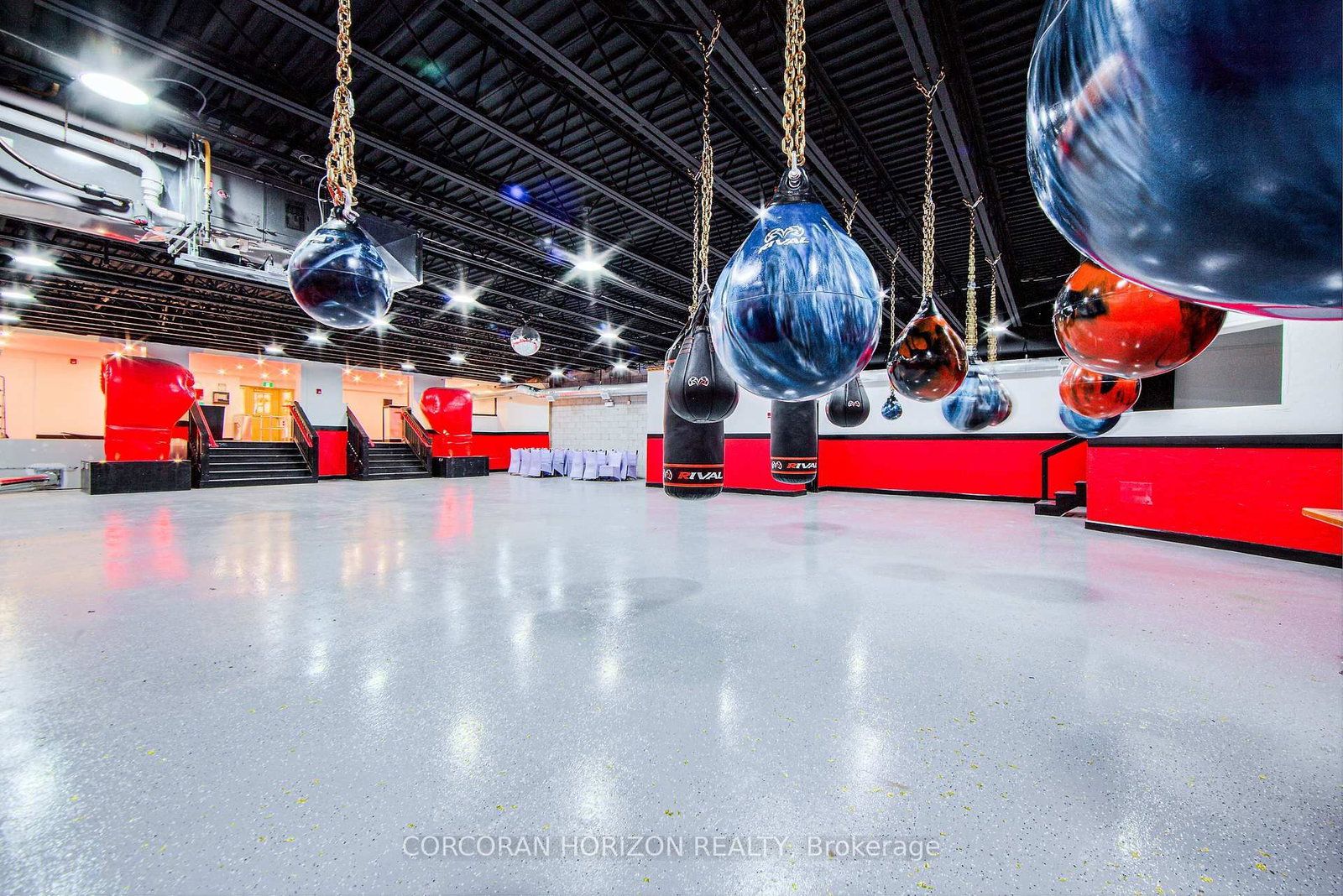 2261 Dundas Street - Photo 9