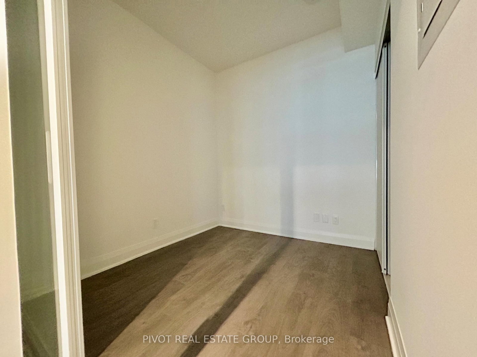 2 Erskine Road, Unit 1205 - Photo 10