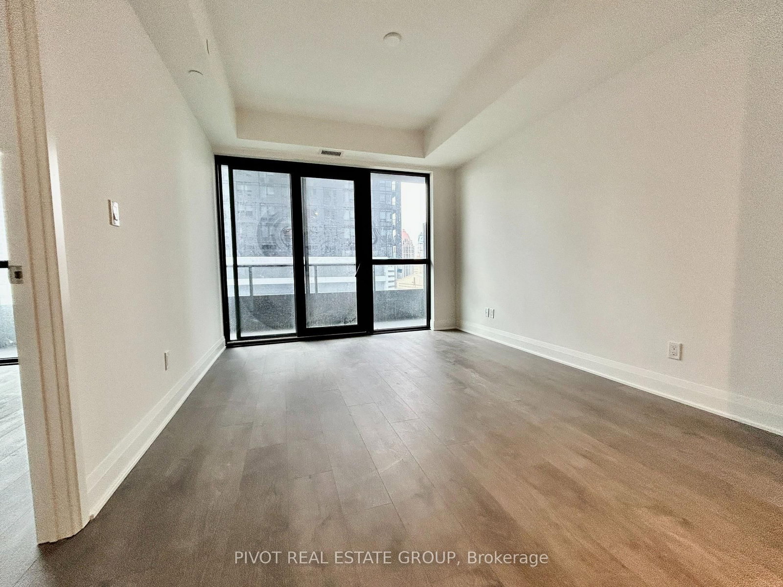 2 Erskine Road, Unit 1205 - Photo 12