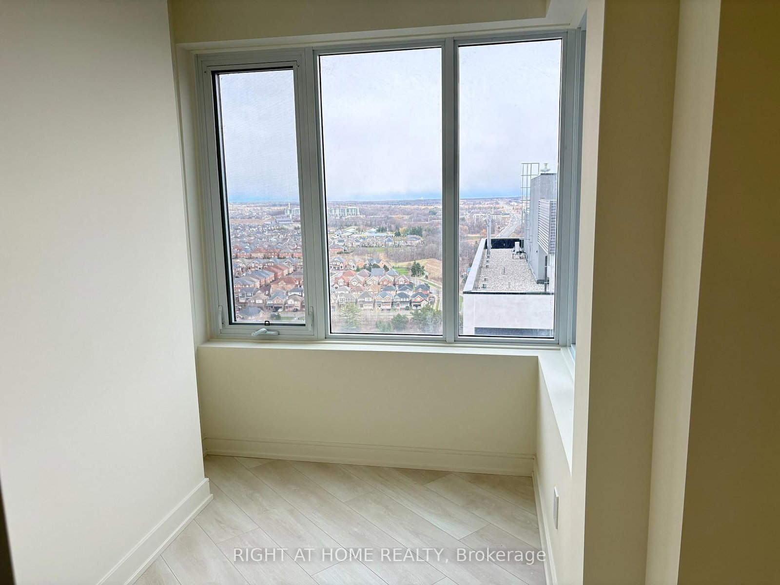 8020 Derry Road, Unit 2307 - Photo 10