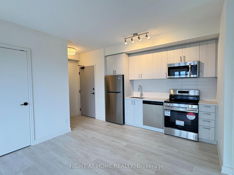 2307 - 8020 Derry Rd, Milton, L9T 9N7 | Image 3