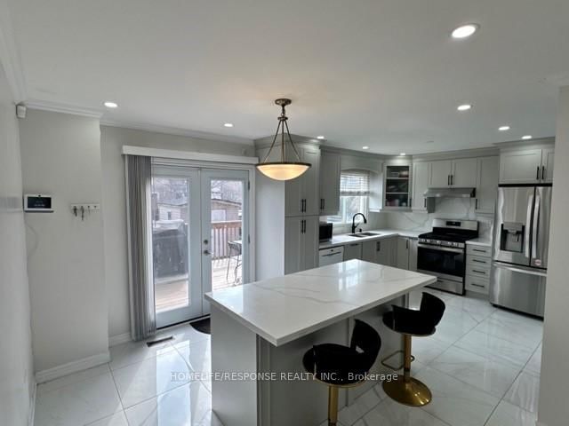 16 Cochrane Avenue