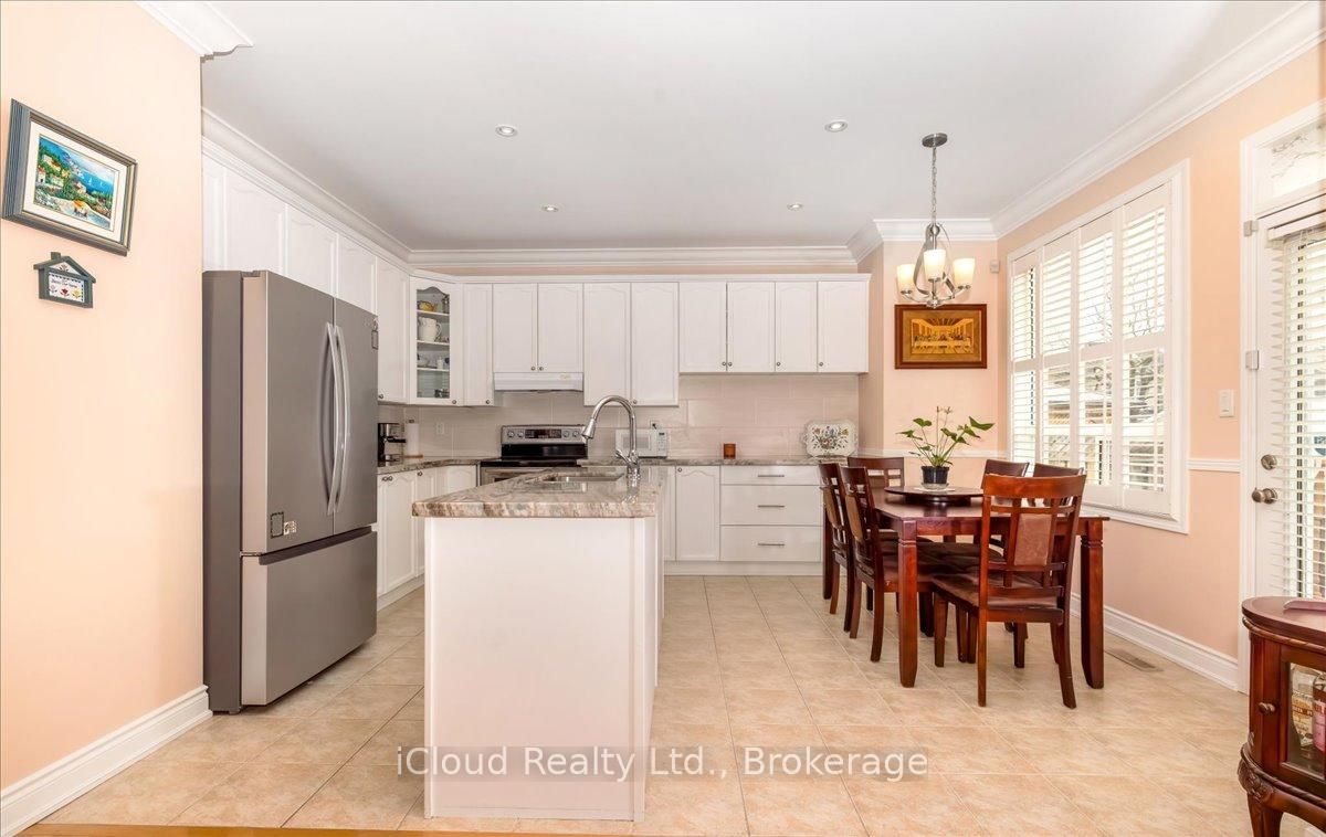 Detached House for sale at 625 Laughren Crescent, Milton, Ontario, L9T 0G6 - Coates - MLS: W13014836