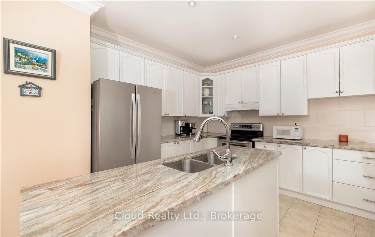 Detached House for sale at 625 Laughren Crescent, Milton, Ontario, L9T 0G6 - Coates - MLS: W13014836