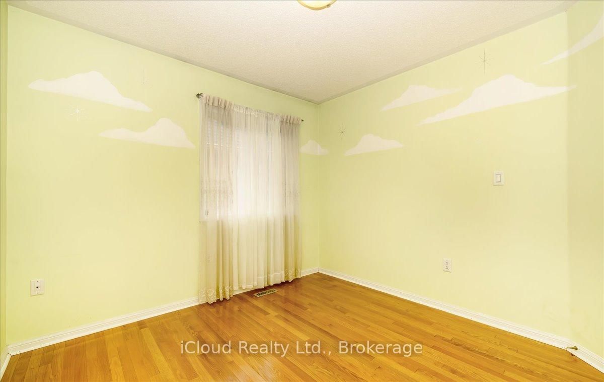 Detached House for sale at 625 Laughren Crescent, Milton, Ontario, L9T 0G6 - Coates - MLS: W13014836