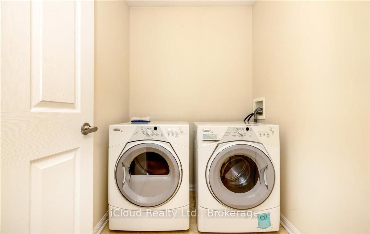 Detached House for sale at 625 Laughren Crescent, Milton, Ontario, L9T 0G6 - Coates - MLS: W13014836