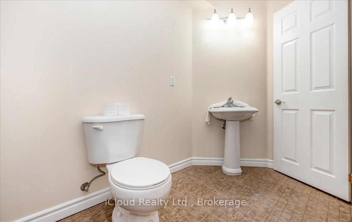 Detached House for sale at 625 Laughren Crescent, Milton, Ontario, L9T 0G6 - Coates - MLS: W13014836