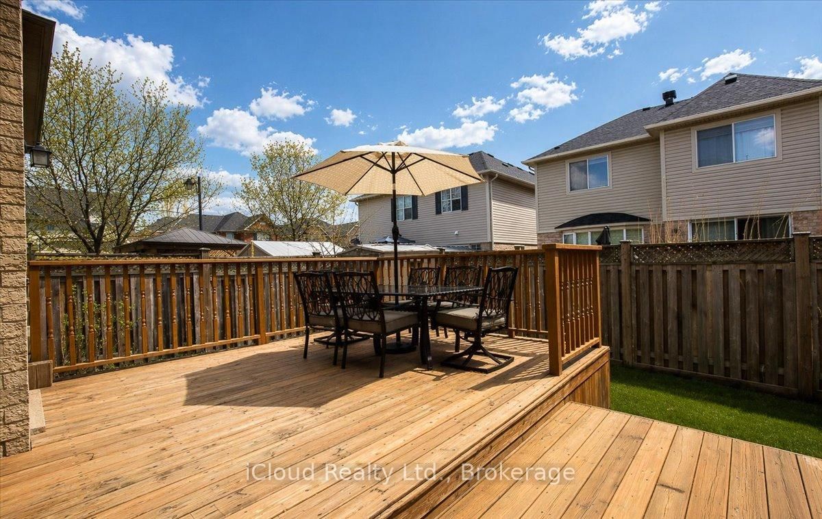 Detached House for sale at 625 Laughren Crescent, Milton, Ontario, L9T 0G6 - Coates - MLS: W13014836