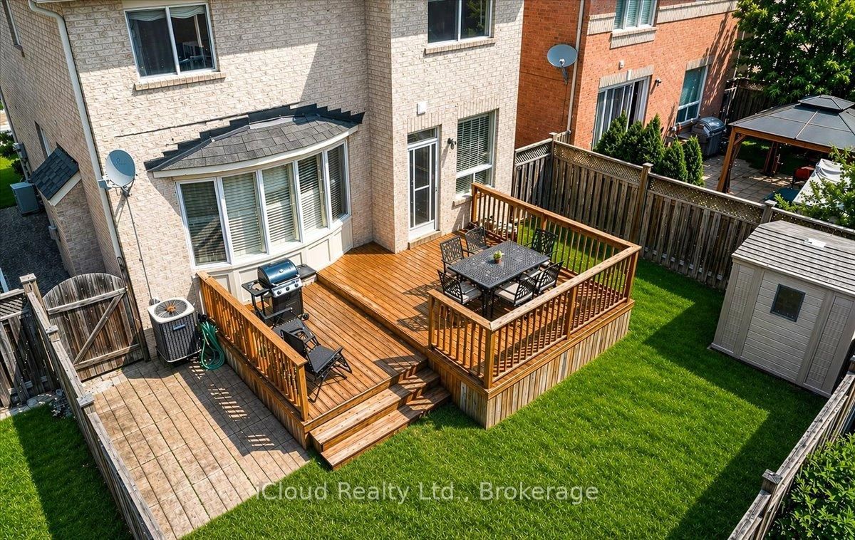 Detached House for sale at 625 Laughren Crescent, Milton, Ontario, L9T 0G6 - Coates - MLS: W13014836