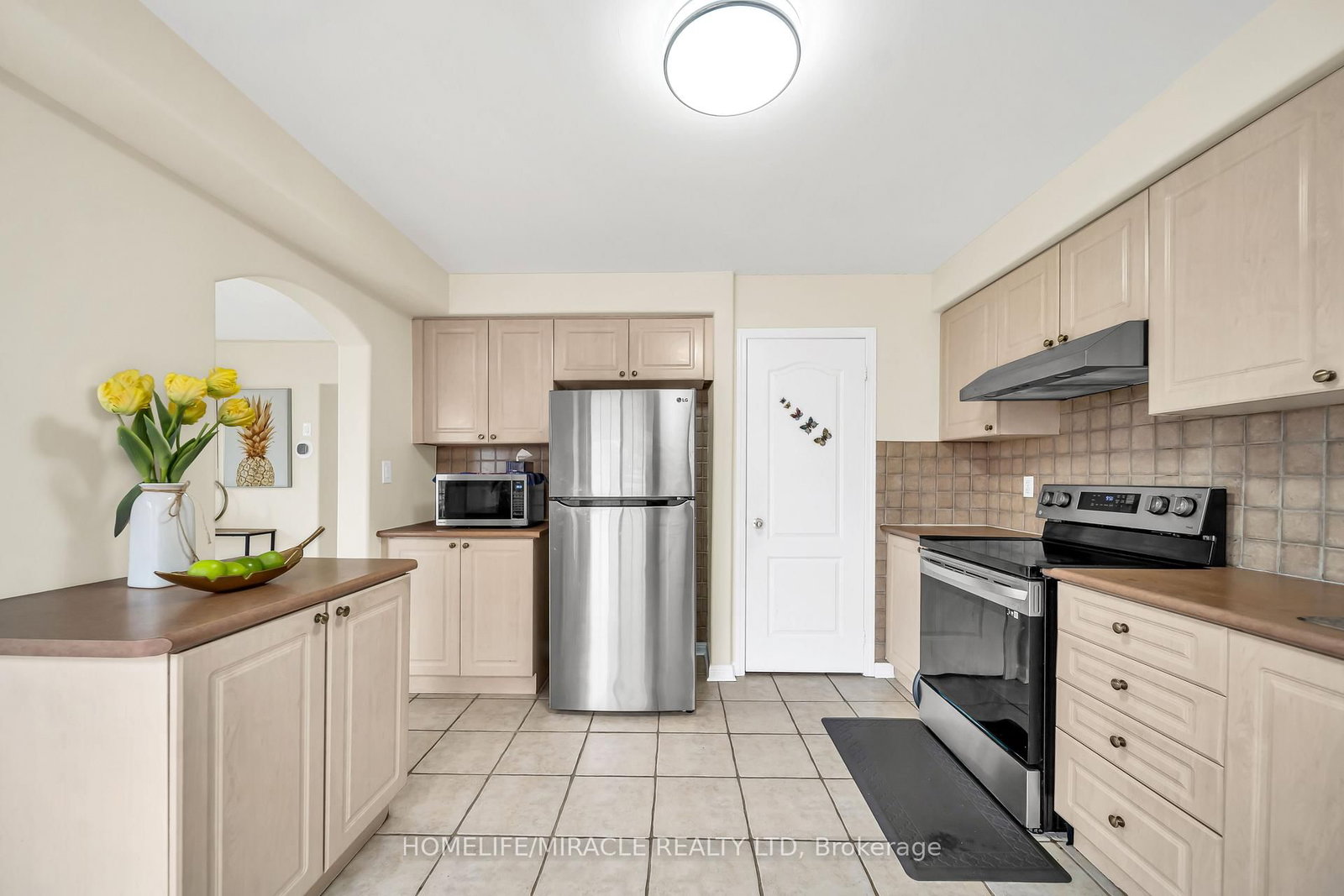 Semi-Detached House for sale at 30 ORANGEGROVE Drive, Brampton, Ontario, L7A 3N4 - Fletcher's Meadow - MLS: W13014838