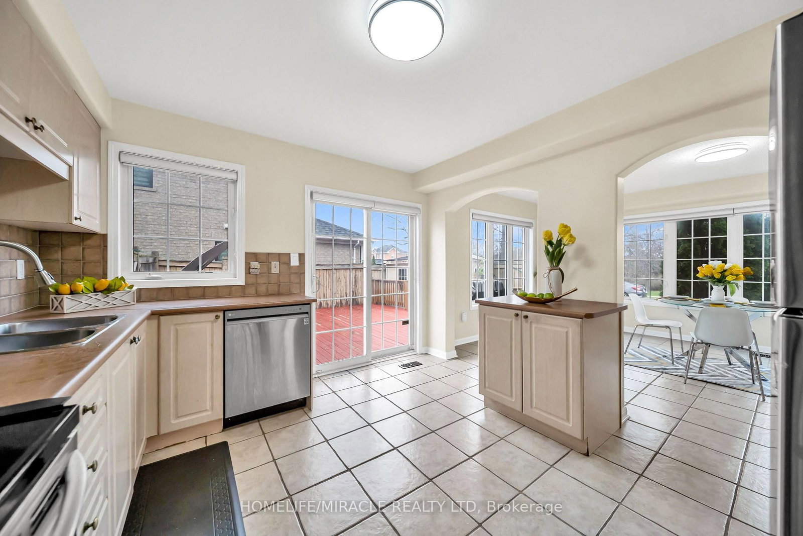 Semi-Detached House for sale at 30 ORANGEGROVE Drive, Brampton, Ontario, L7A 3N4 - Fletcher's Meadow - MLS: W13014838