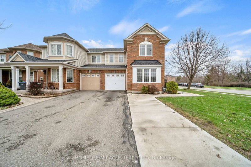 30 ORANGEGROVE Dr, Brampton, L7A 3N4 | Image 3