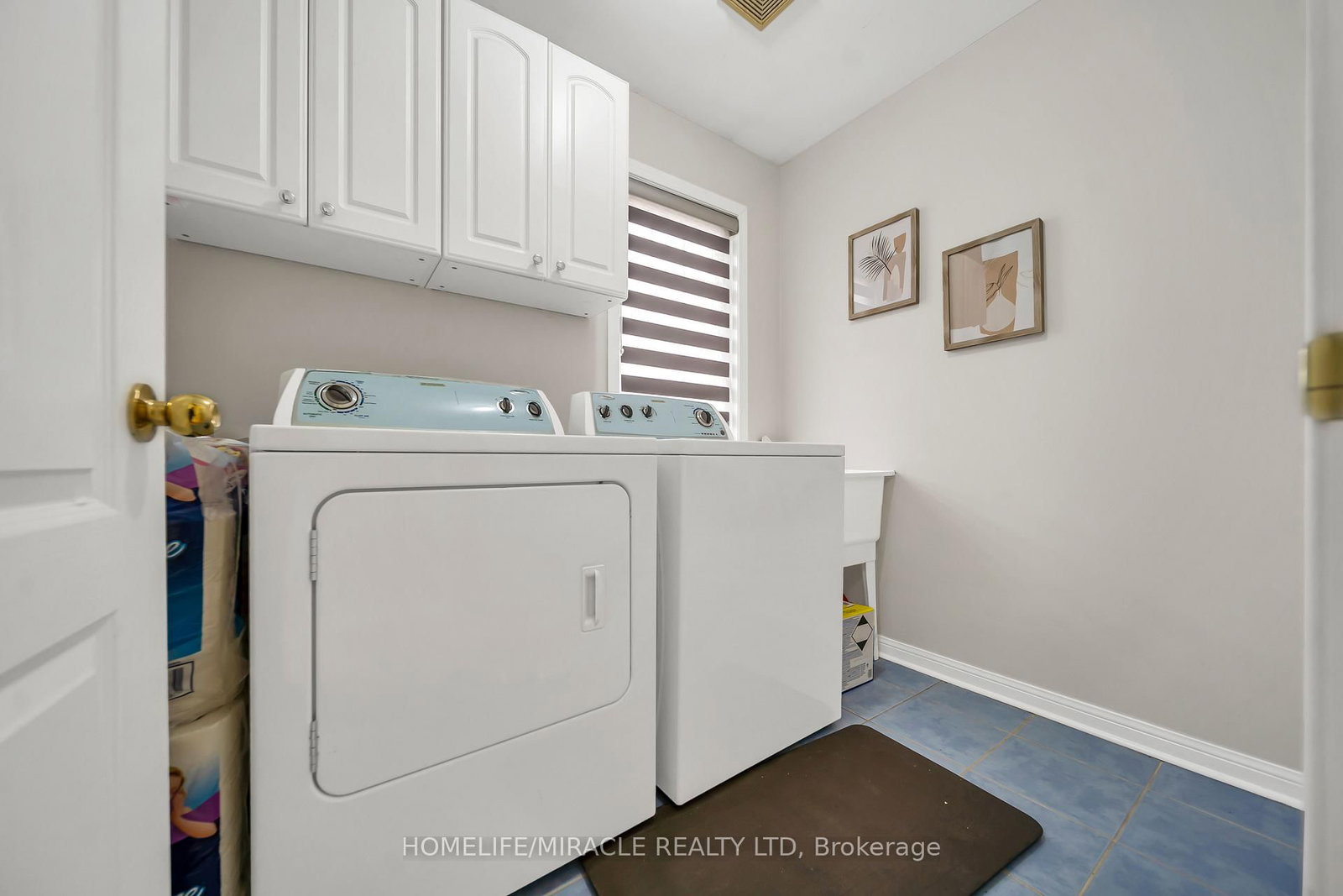 Semi-Detached House for sale at 30 ORANGEGROVE Drive, Brampton, Ontario, L7A 3N4 - Fletcher's Meadow - MLS: W13014838