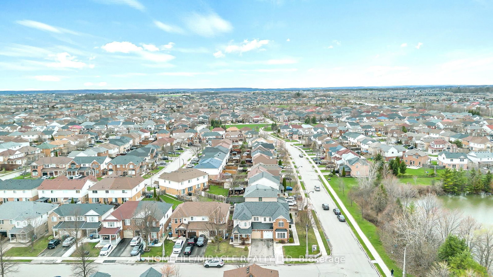 Semi-Detached House for sale at 30 ORANGEGROVE Drive, Brampton, Ontario, L7A 3N4 - Fletcher's Meadow - MLS: W13014838