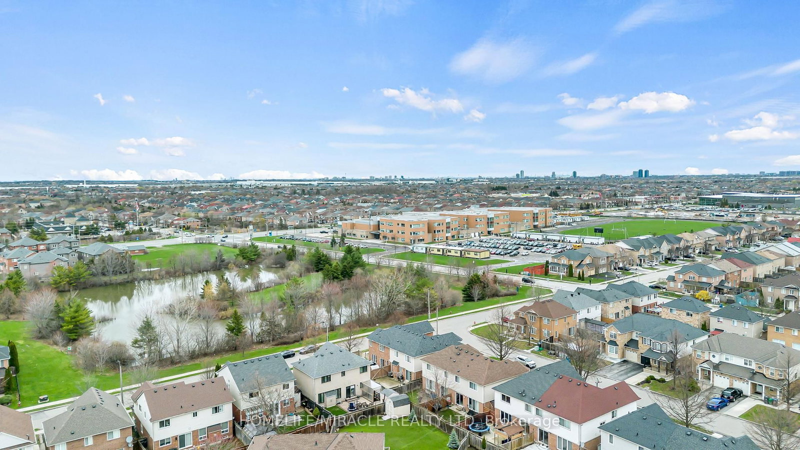 Semi-Detached House for sale at 30 ORANGEGROVE Drive, Brampton, Ontario, L7A 3N4 - Fletcher's Meadow - MLS: W13014838