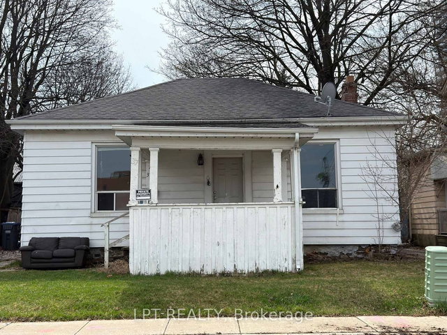 37 Elizabeth Street N N