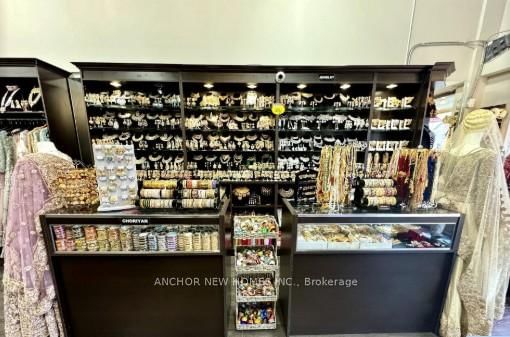 15 - 2275 Britannia Rd, Mississauga, L5M 2G6 | Image 2