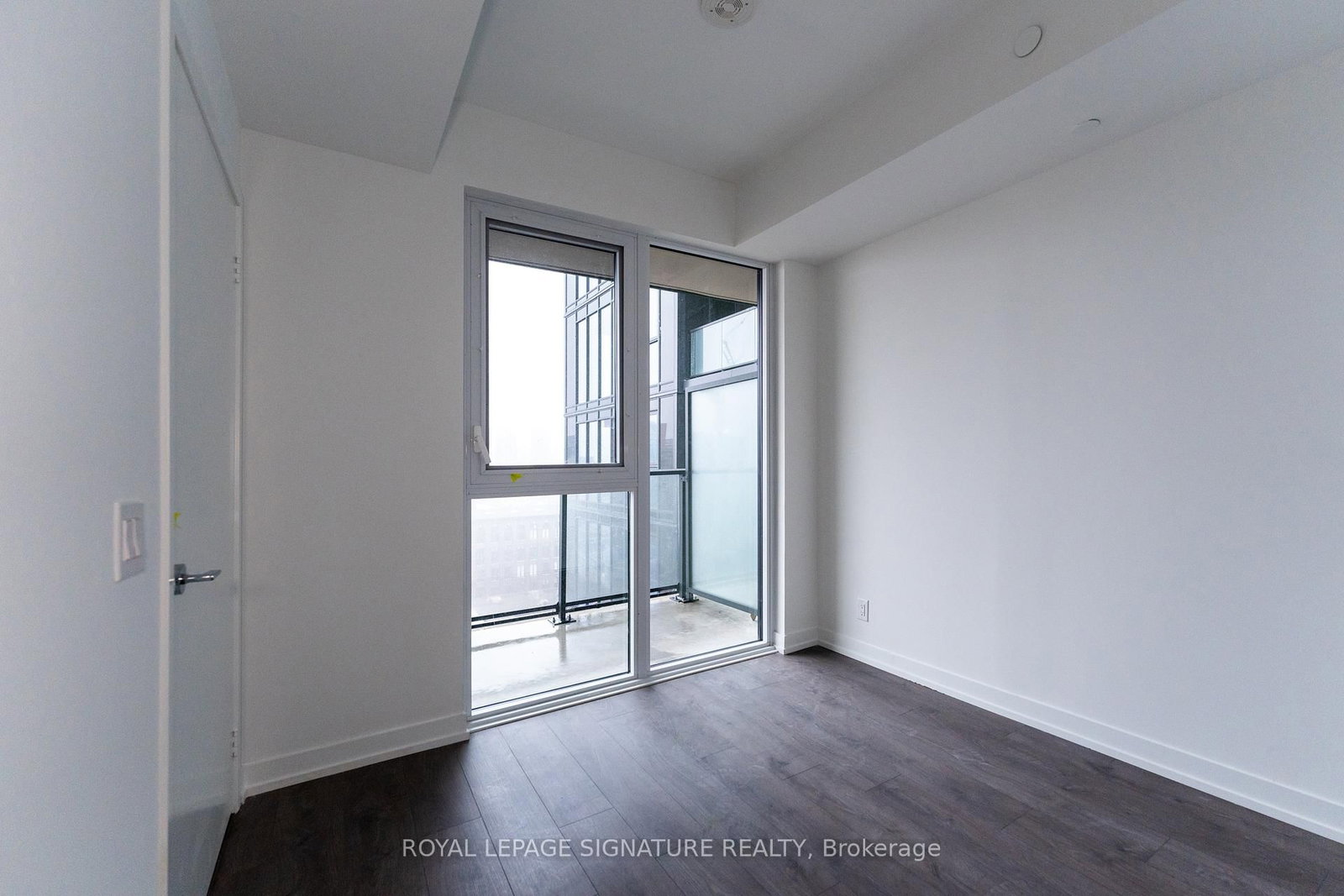 270 Dufferin Street, Unit 1220 - Photo 10