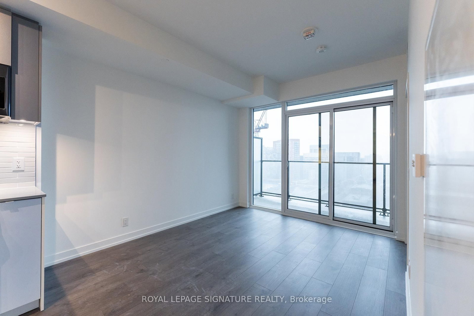 270 Dufferin Street, Unit 1220 - Photo 4