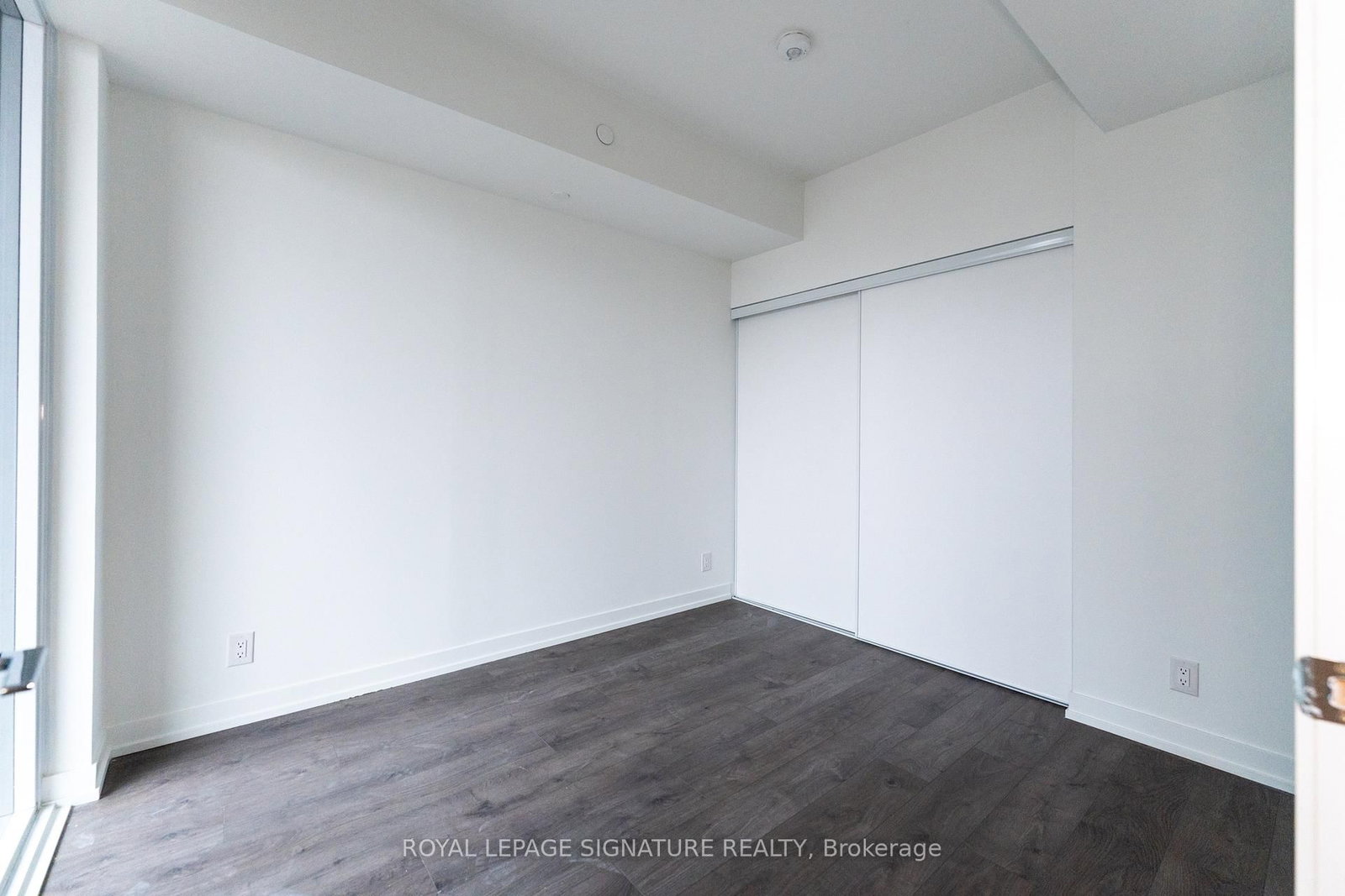 270 Dufferin Street, Unit 1220 - Photo 6