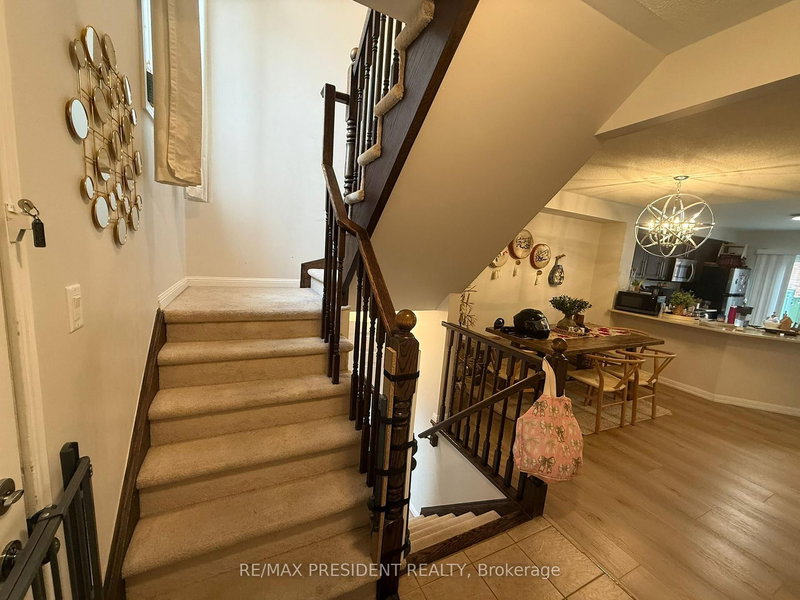 630 Cargill Path, Milton, L9T 7X2 | Image 2