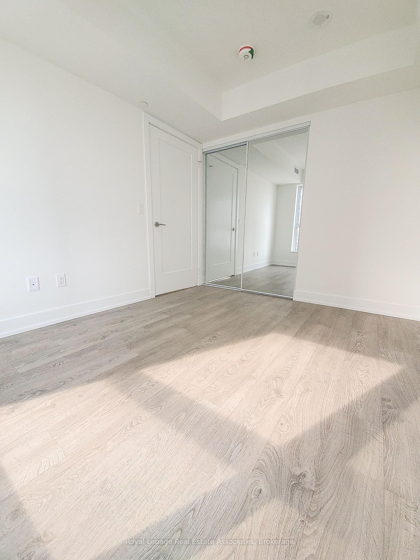 5 Mabelle Avenue, Unit 2230 - Photo 7