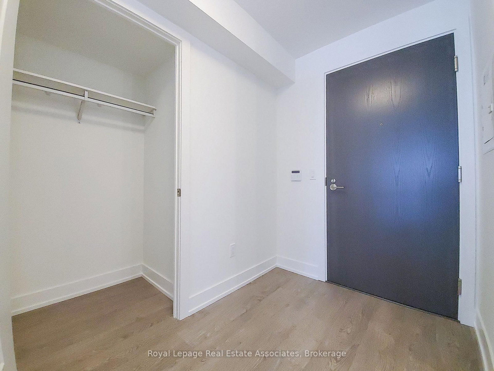 5 Mabelle Avenue, Unit 2230 - Photo 9