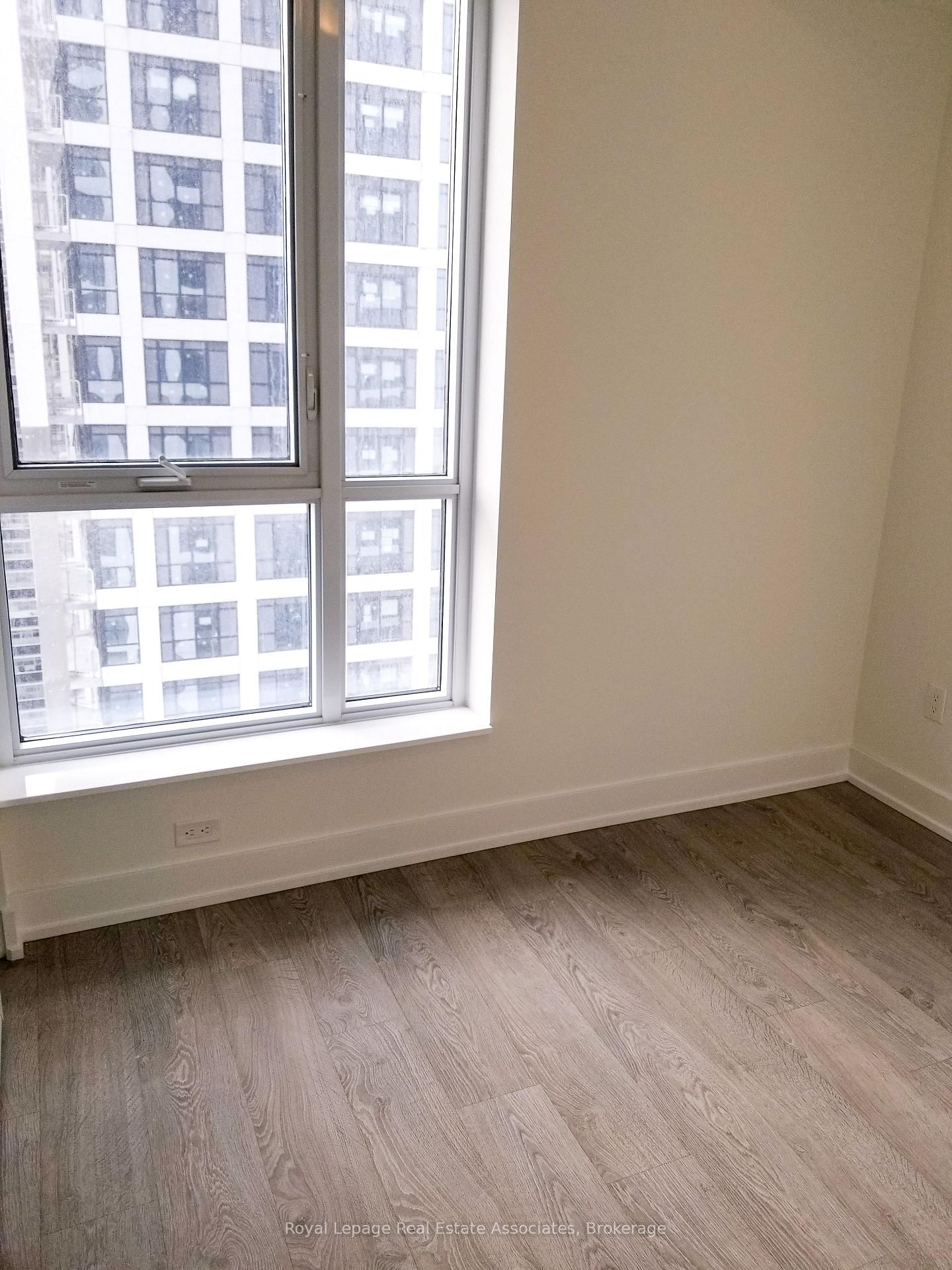 7 Mabelle Avenue, Unit 3110 - Photo 9