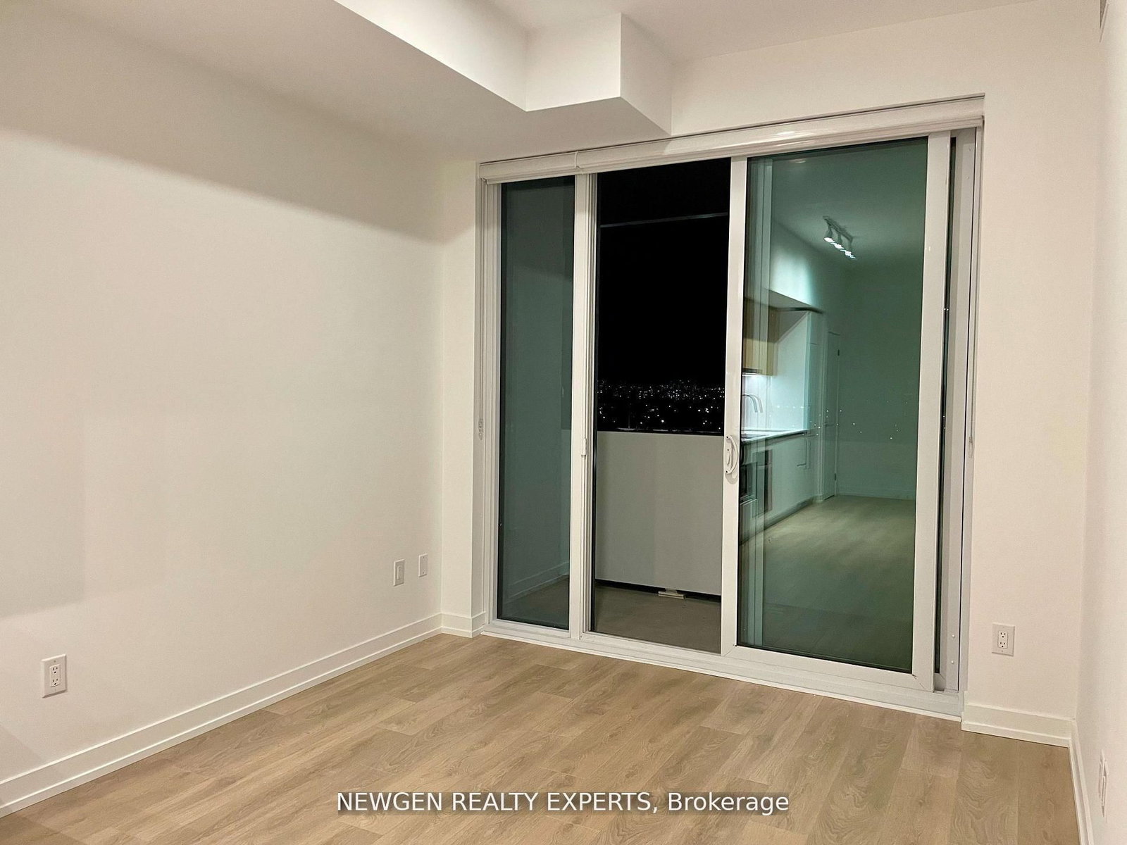 1100 Sheppard Avenue W, Unit LPH33 - Photo 18