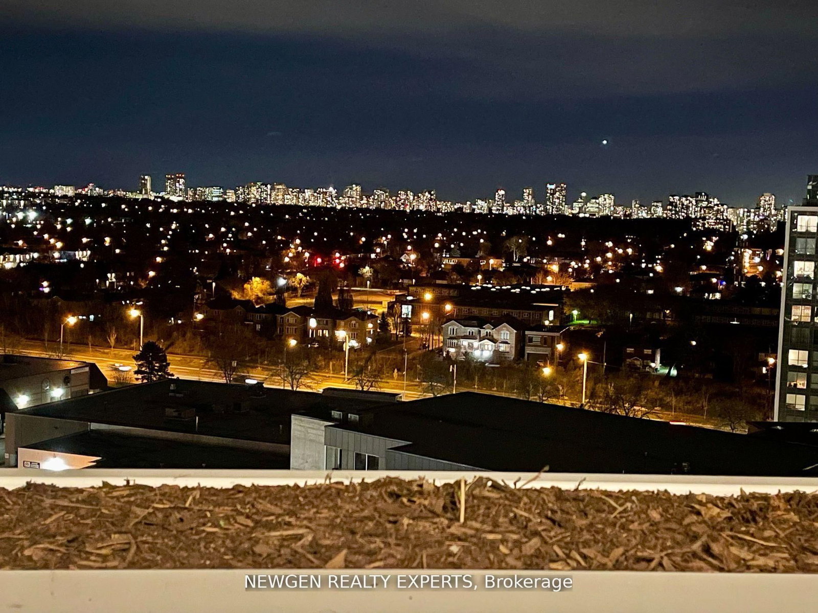 1100 Sheppard Avenue W, Unit LPH33 - Photo 19