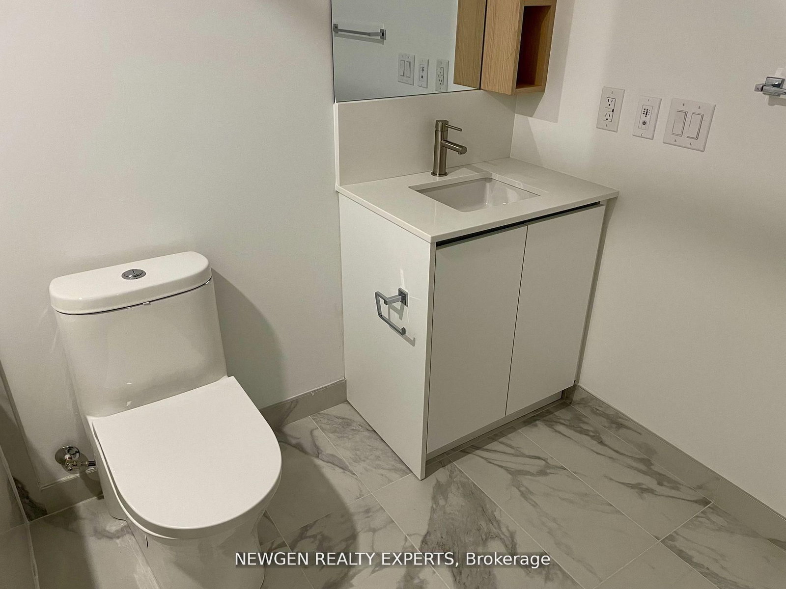 1100 Sheppard Avenue W, Unit LPH33 - Photo 27