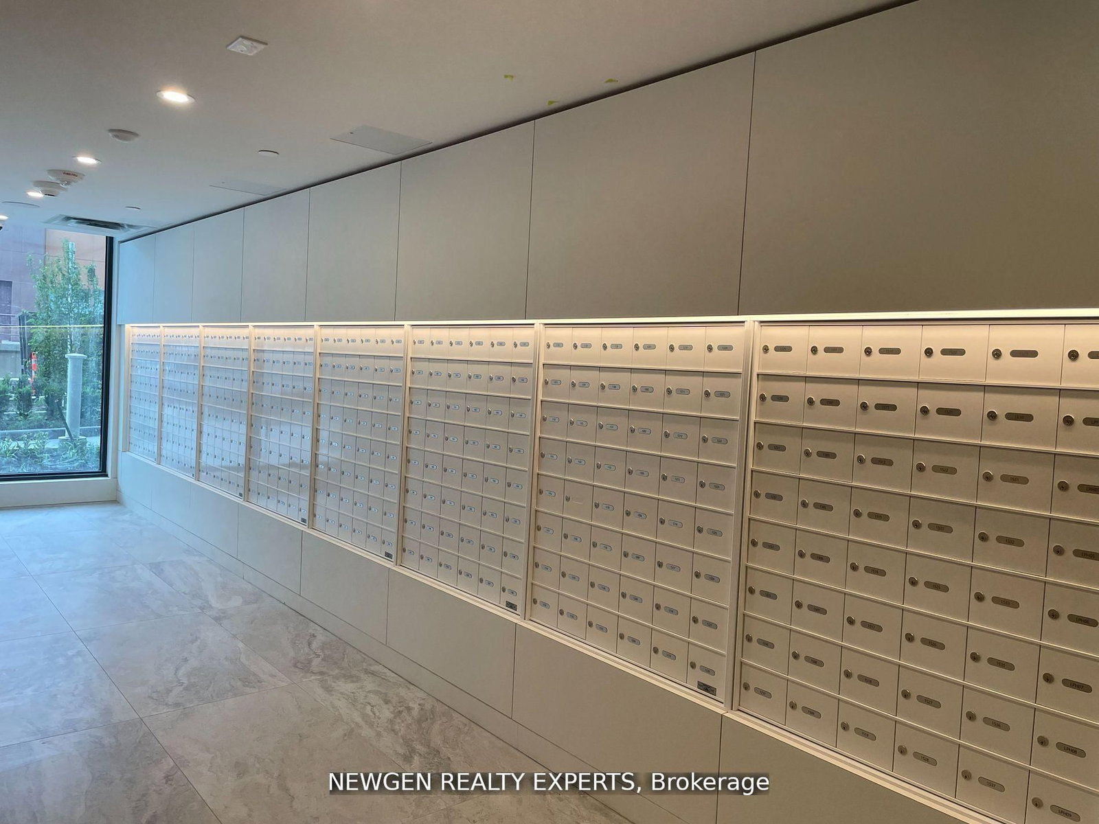 1100 Sheppard Avenue W, Unit LPH33 - Photo 33