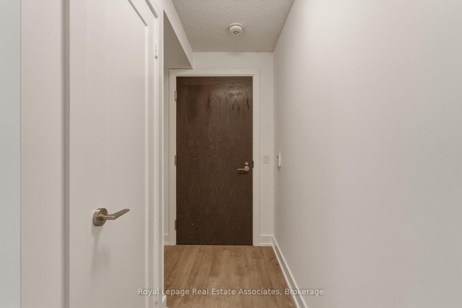 7 Mabelle Avenue, Unit 2806 - Photo 19