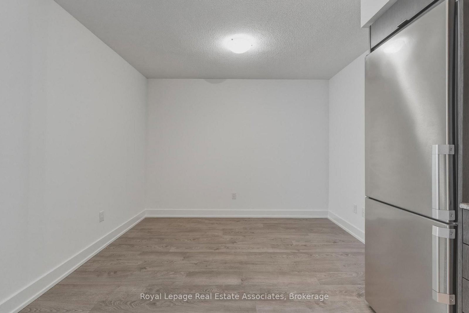 7 Mabelle Avenue, Unit 2806 - Photo 6