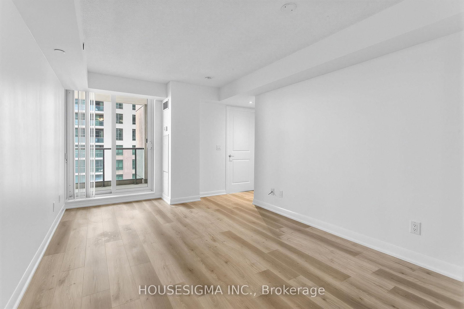 215 Sherway Gardens Road, Unit 1106 - Photo 5