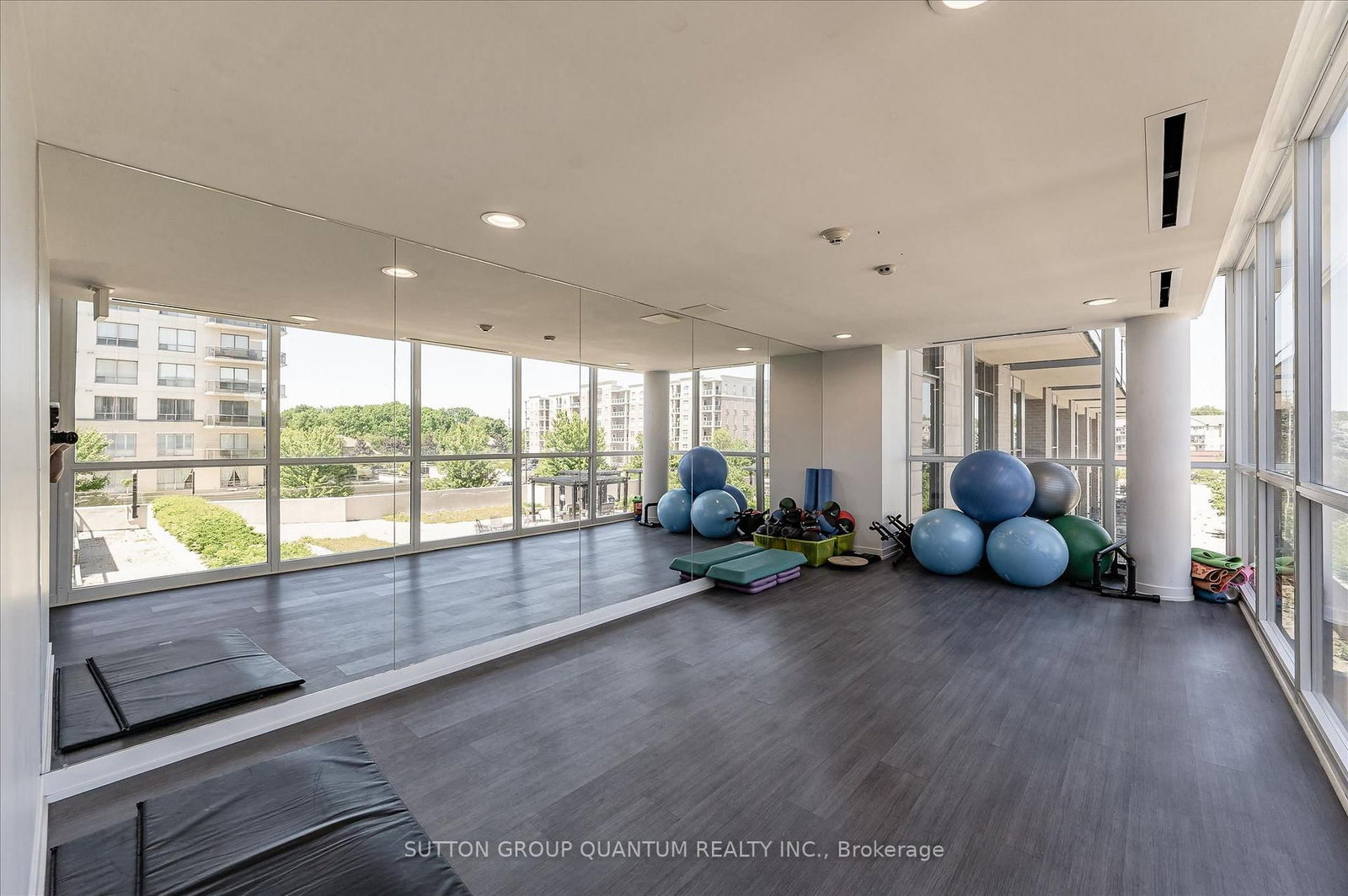 1940 Ironstone Drive, Unit 219 - Photo 23